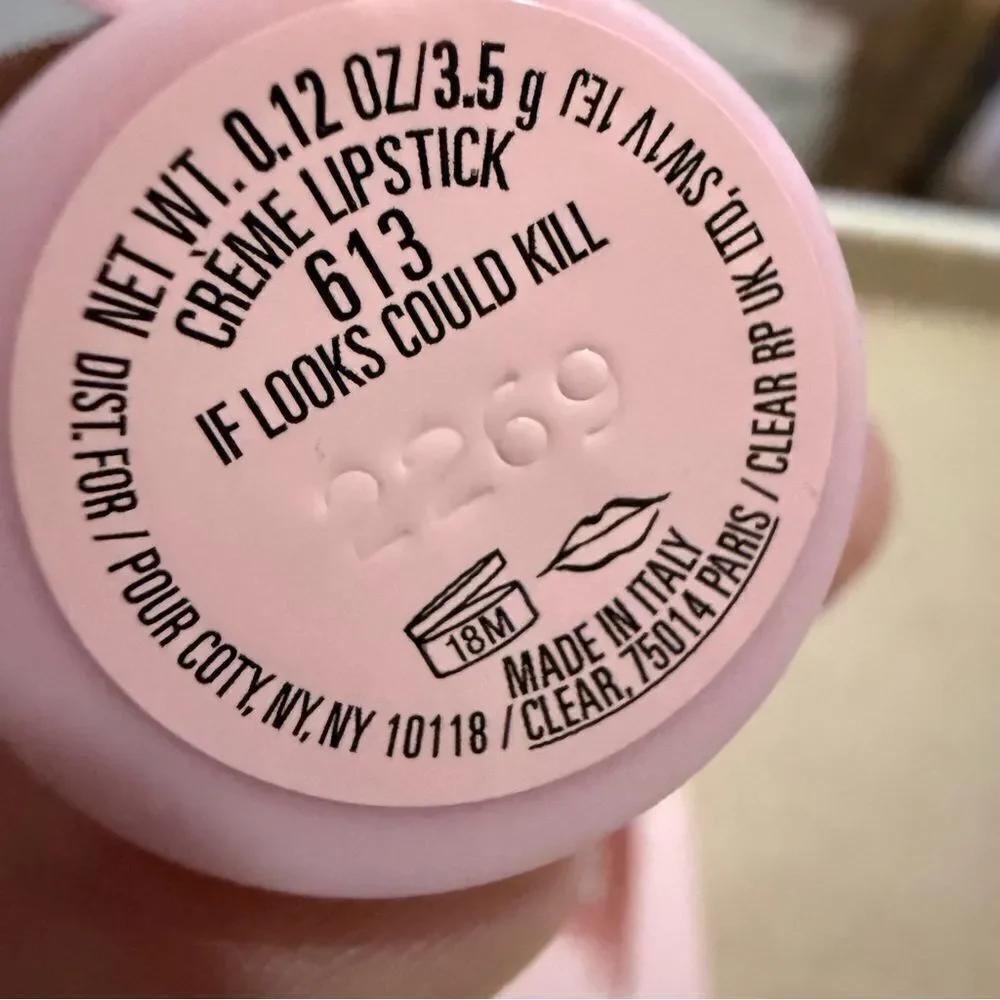 KYLIE JENNER CRÈME LIPSTICK “IF LOOKS COULD KILL” #613